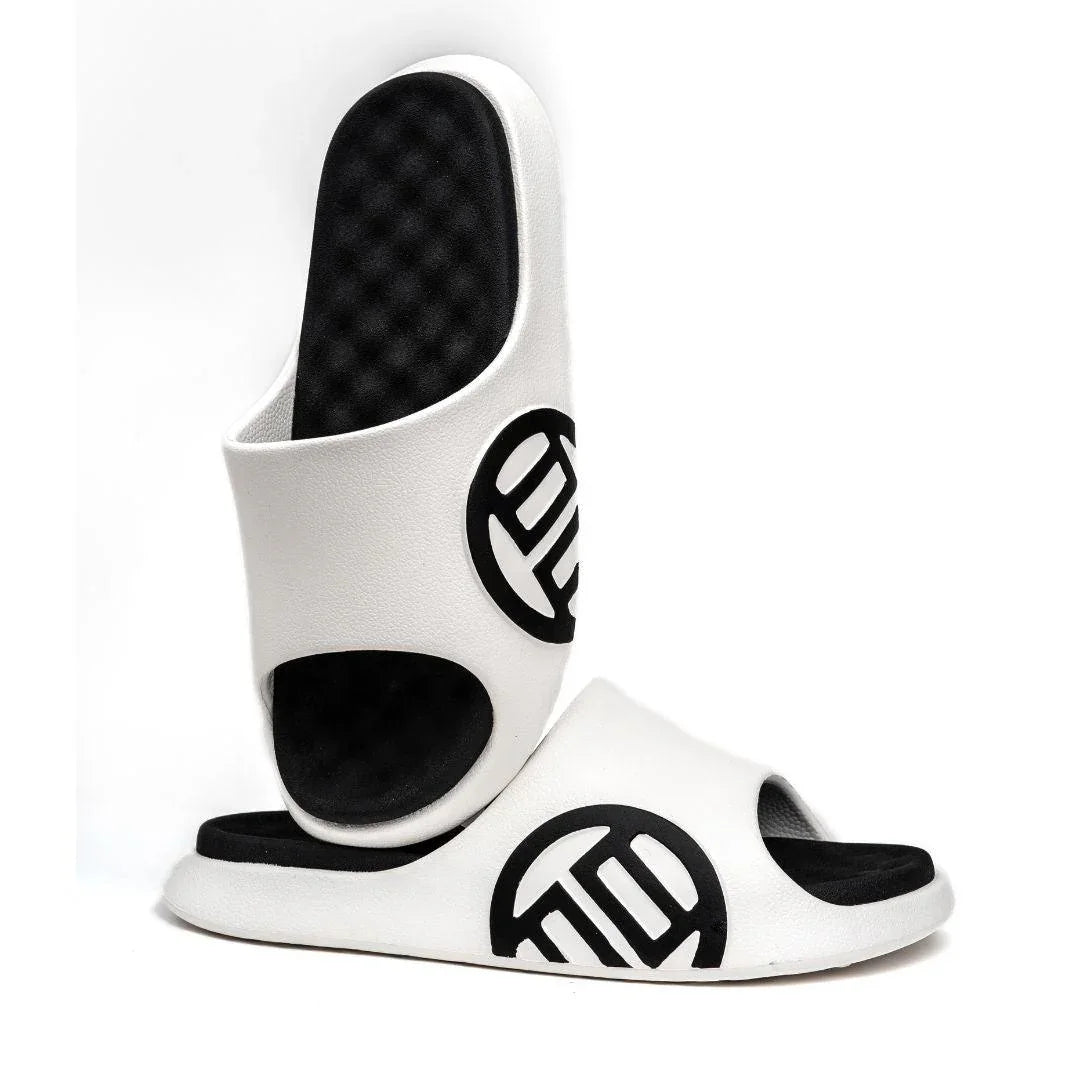 LUXIAOJUN ‘QI’ Slides WHITE - PRO WOLF