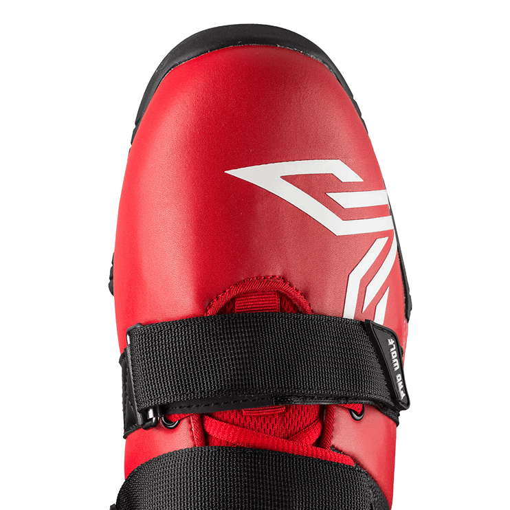 red weightlifting shoes